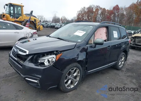 2018 Subaru Forester 2.5I Touring z USA, uszkodzony, nr VIN JF2SJAWC6JH477467